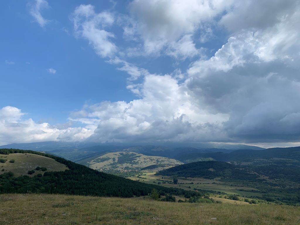 гледка над село боснек
